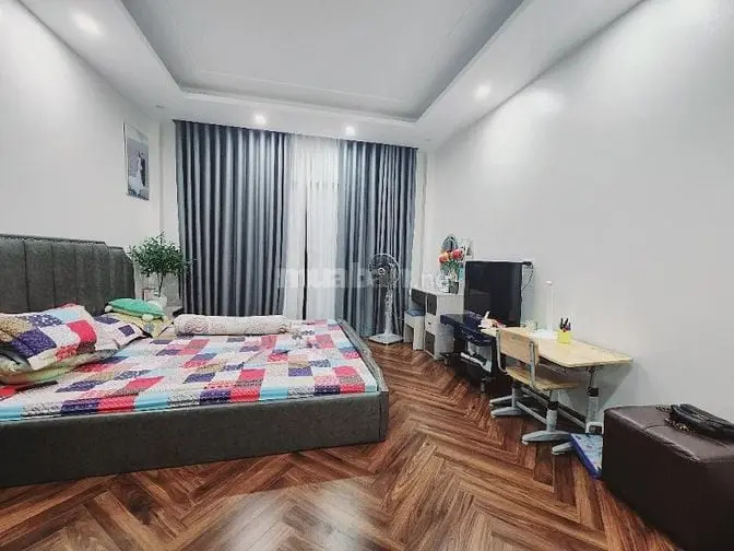 Hồ Tùng Mậu, Hàng Xóm Goldmark City: Dt 30㎡, 5 Tầng+1Tum Tặng Nội Thất