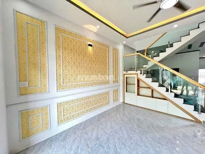Nhà Bình Chánh Gần Ngay Mặt Tiền Đường – Nhiều Tiện Ích. Full Thổ Cư