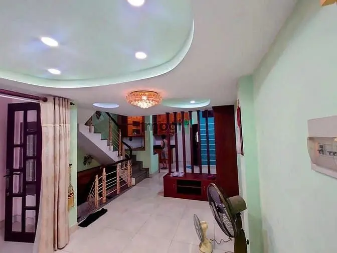 Bán Nhà Mt Hoa Lan – 3 Tầng St, Hầm Xe – Khu Vip Rạch Miễu – 20 Tỷ Tl