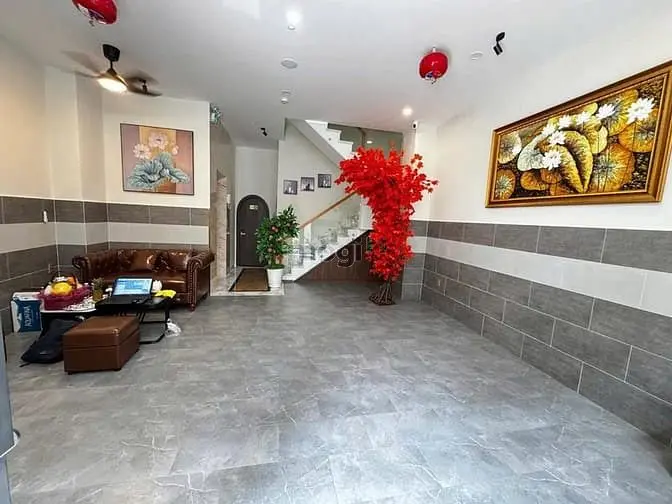 6007088 ảnh đại diện 1