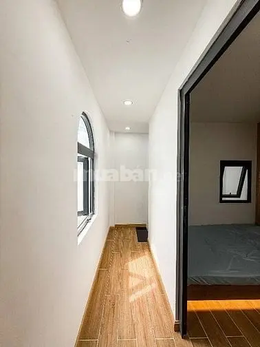 Nhà Gần Công Viên Hoàng Văn Thụ-Ngay Lê Văn Sỹ, Pn 35,1M2 Giá 2Tỷ350