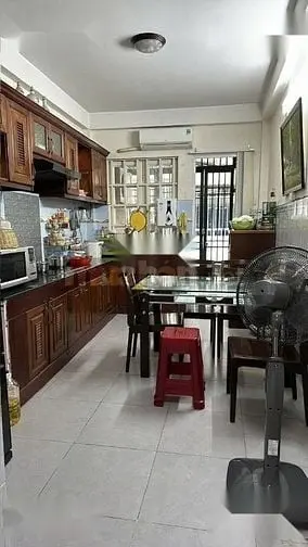 Cho Thuê Nhà Mặt Tiền Nguyễn Tiểu La, P.8, Q.10 Giá 25Tr