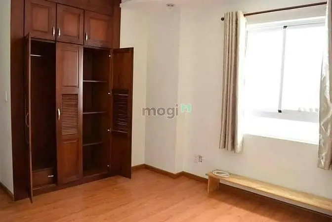 Chung Cư Phan Văn Trị, Lê Hồng Phong, Q5:80M2, 2P Ngủ, 2Wc, 12Tr/Th