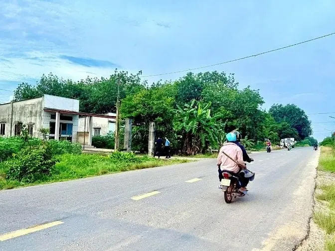 Đất Tp.hcm-Nằm Trên Mặt Tiền Đường 42M