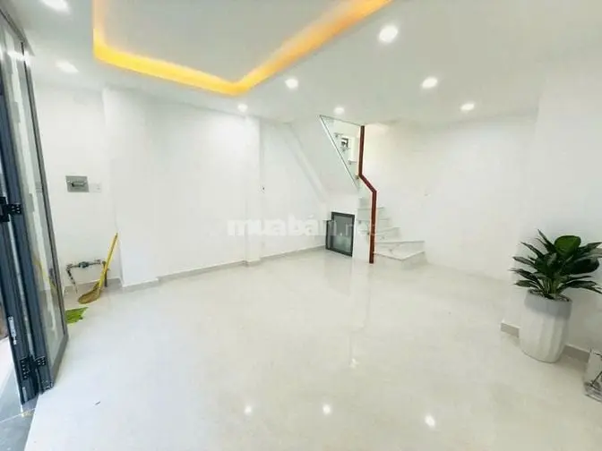 Nhà Đẹp Xây Mới Sát Mặt Tiền Hưng Phú P9 Quận 8 3Lầu Đúc Btct