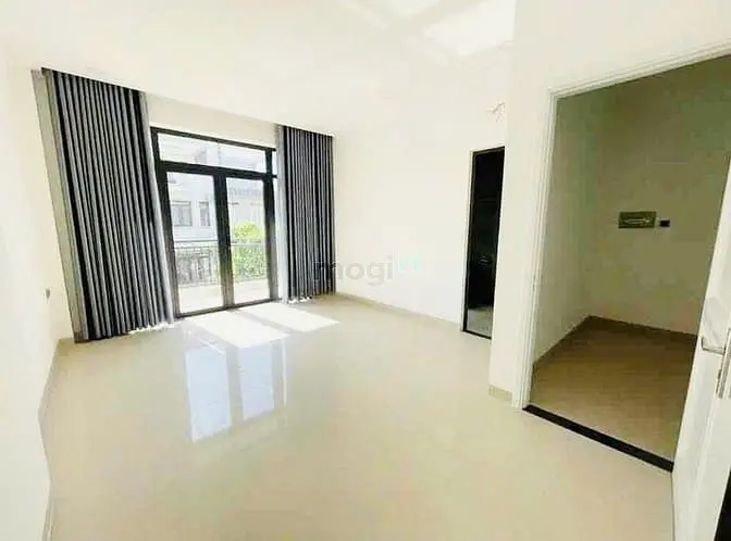Cho Thuê Nhà Đẹp Ngay Sân Bay - Đường Phan Thúc Duyện, Tân Bình