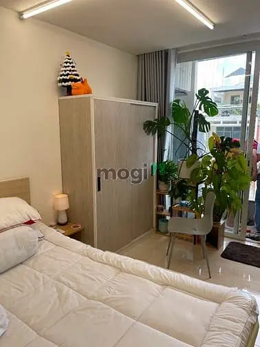 Căn Hộ Ban Công Giá Rẻ Ngay Chân Cầu Kiệu- Chợ Tân Định - Hồ Con Rùa