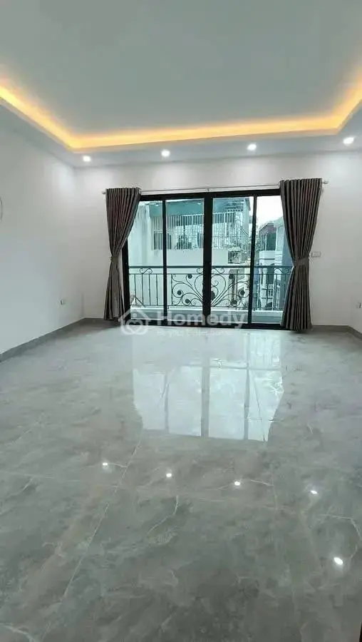 Hàng Hiếm Để Đầu Tư, Để Ở - 13.2Ty - Mt 6M – Tt Hoàng Ma - Lô Góc - 8 Tầng Thang Máy– 2 Mặt Thoáng