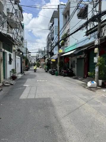 Bán Nhà 4 Tầng Nội Thất Đẹp Tại Lạc Long Quân Quận 11, Đường Xe Hơi Giá 9.6 Tỷ