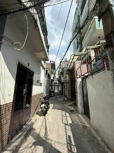 Hh 2% - Bán Gấp Nhà Nhỏ Hai Mặt Tiền (Trước+Sau) 3 Tầng. Nhà Mới Đẹp