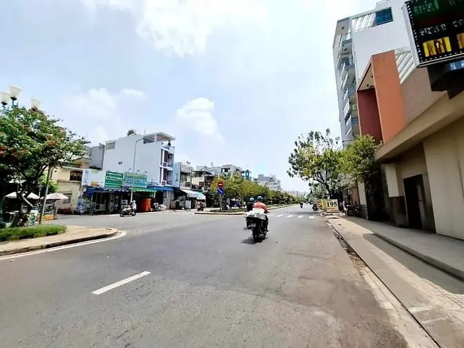 6007103 ảnh đại diện 1
