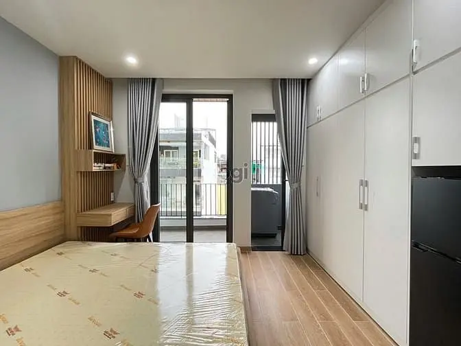 Cho Thuê Studio Ban Công Thoáng-Gần Lotte - Cầu Kênh Tẻ-Sát Đh Ntt-Tđt