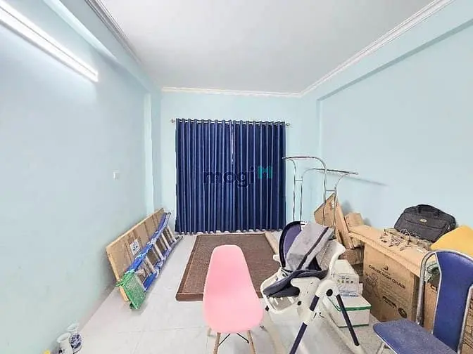 Nhà Lô Góc 40M2 Phú Đô, 7,2 Tỷ - Thoáng Mát, Tràn Ngập Ánh Sáng.