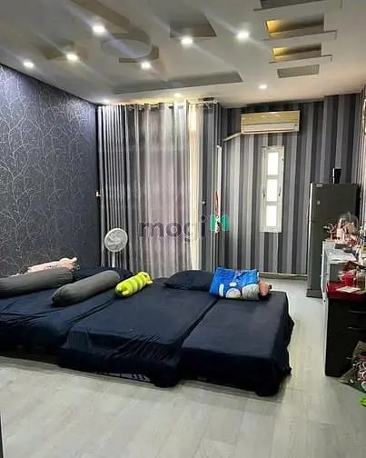 Nhà 2Mt Hxh Nguyễn Trãi Q5 – 68M², 4 Tầng, 8Pn – Chỉ 17.5 Tỷ