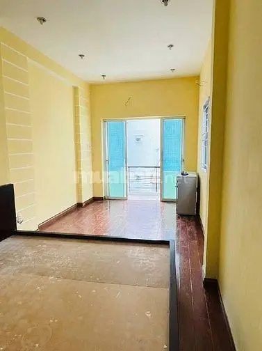 Cần Bán Nhà Bà Hạt – Nguyễn Tiểu La - Vf3 Tới Cửa , Quận 10 Chỉ 5.5