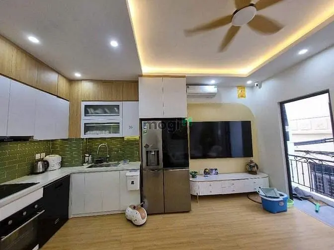 6007414 ảnh đại diện 1