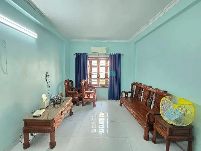 Nhà Lô Góc 40M2 Phú Đô, 7,2 Tỷ - Thoáng Mát, Tràn Ngập Ánh Sáng.