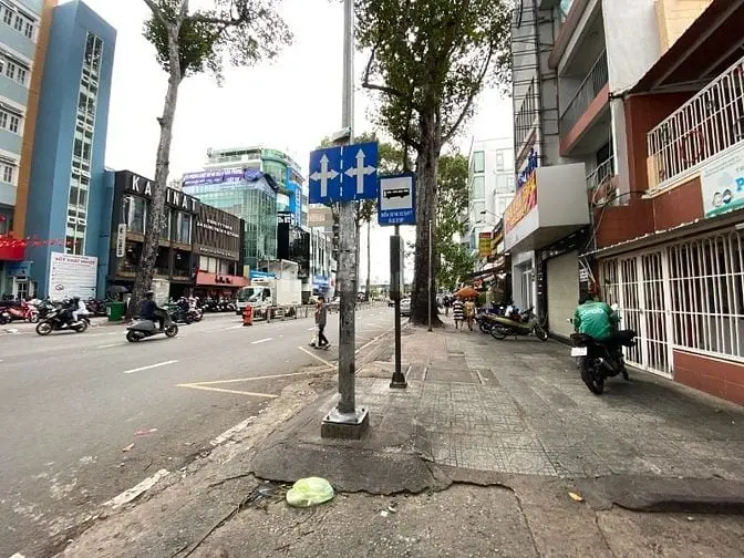 Bán Gấp Nhà Mặt Tiền Nguyễn Tri Phương, Q10, Dt: 7X16M, Giá Siêu Hời