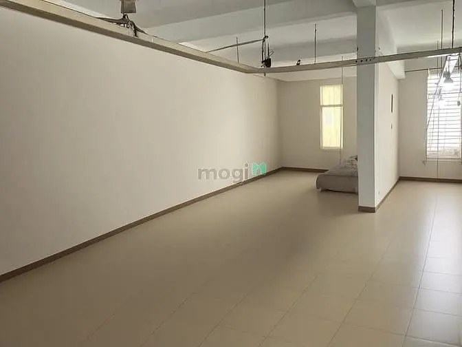 Bán Nhà Hxt Nguyễn Sơn Tân Phú 136M2 4 Tầng Tm, Sát Big C Chỉ 15,5 Tỷ