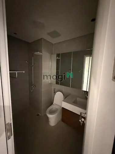 Cho Thuê Căn Hộ 3 Ngủ Full Đồ Ở Brg Diamond Residence 25 Lê Văn Lương
