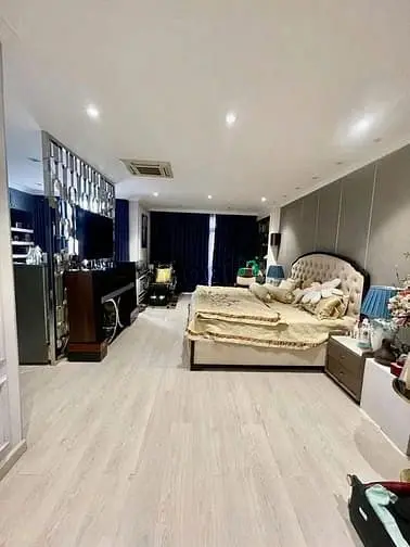 6008584 ảnh đại diện 1
