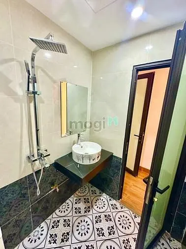 6007572 ảnh đại diện 1