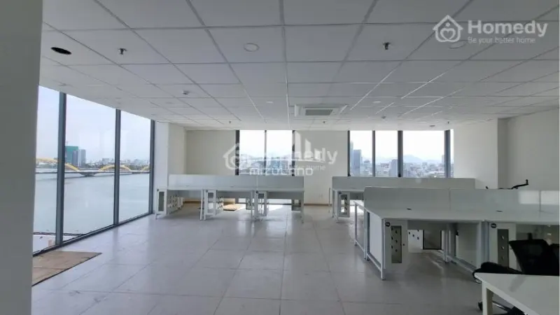 Cho Thuê Văn Phòng Tại Sơn Trà – Không Gian Hiện Đại, Đầy Đủ Tiện Ích, Có Thang Máy, View Sông Hàn