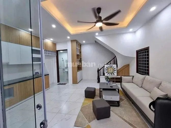 Bán Nhà Mễ Trì – 5 Tầng – Nở Hậu - 7X Tỉ