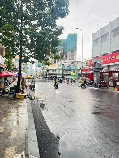 Trà Sữa- Cafe Mt Nguyễn Công Trứ, Q1. Dt: 4X18M, Kc: Trệt 1 Lầu. Gía: