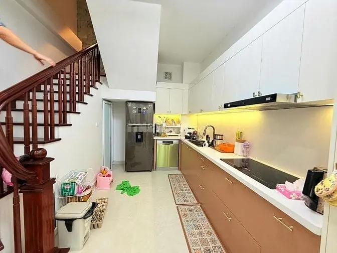 6007806 ảnh đại diện 1