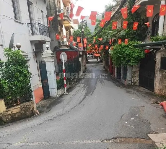 Bán Nhà Xuân Diệu Quảng An Tây Hồ Hà Nội .Dt 197 M2