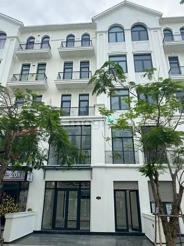 Cho Thuê Tầng 1 Kế Tầng Trệt Nhà Phố Vinhomes Grand Park Giá Tốt Nhất