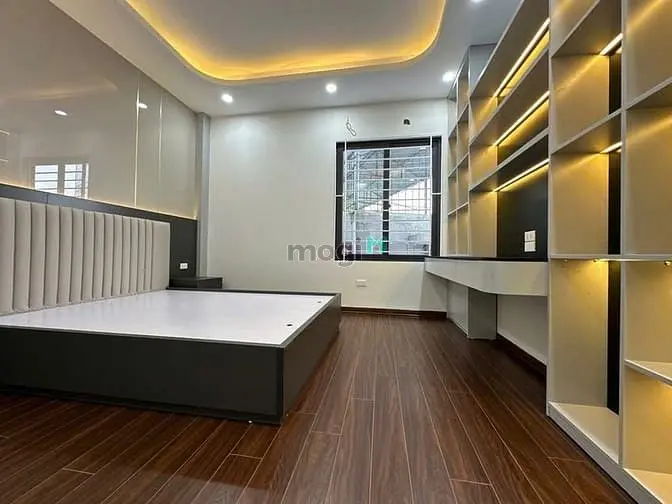 Nhà Đền Lừ Tam Trinh Dt54M2X6T Thang Máy Mới -Full Nội Thất Ô Tô Kinh