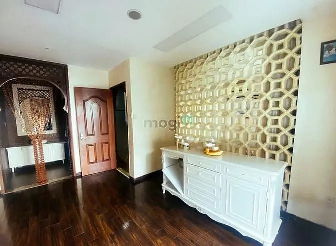 Biệt Thự Xịn Mịn - 257C Nguyễn Minh Hoàng, P.12, Tân Bình - Tổng 400M2