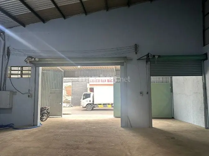 Cho Thuê Nhà Xưởng 220M2 Hóc Môn Hoàn Thiện