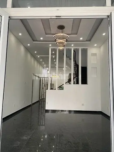 Nhà 3 Tầng - Giá 6,5Tỷ, Đường 10M, Cách Lê Văn Lương Chỉ 50M
