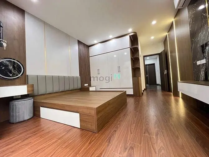 Lê Trọng Tấn - 68M-6 Tầng Thang Máy- Gara- 2 Thoáng- Kinh Doanh