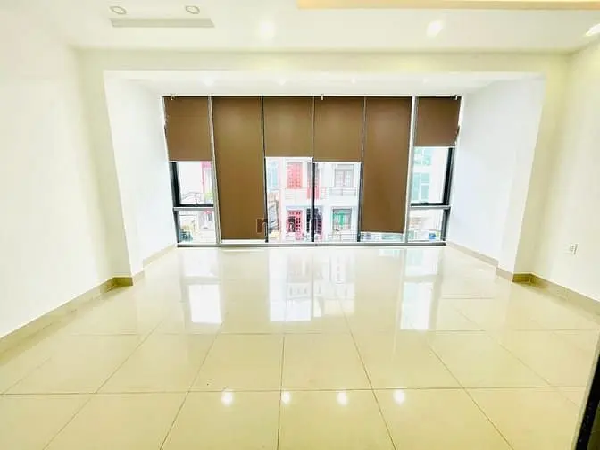 Siêu Phẩm Mặt Tiền Ốp Kính Sang 111 Nguyễn Giản Thanh, Phường 15, Q10