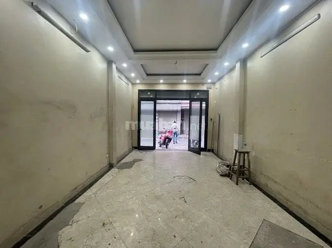 Nhà Riêng Ngõ Phố Tân Mai Nguyễn Chính Dt65M2X4,5T Giá 18Tr