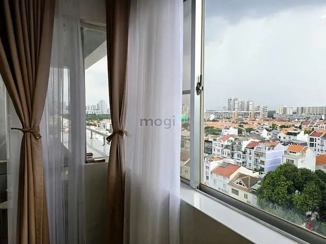 Cho Thuê Ch Scenic Valley- Pmh. Giá 20 Triệu/Tháng Full Nội Thất
