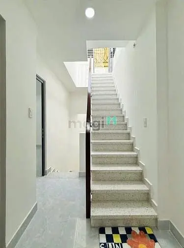 Bán Nhà Hẻm 3,5M Đường Thống Nhất,P.16, 5,5 X 11, 4 Tầng Giá 5.9 Tỷ Tl