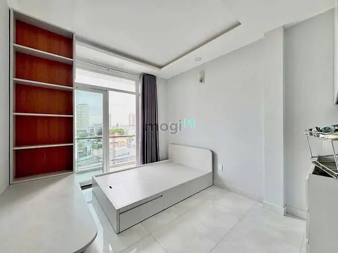 Căn Hộ Cho Thuê Ban Công Dưới Chân Cầu Nguyễn Văn Cừ Q1_Bảo Vệ 24/7