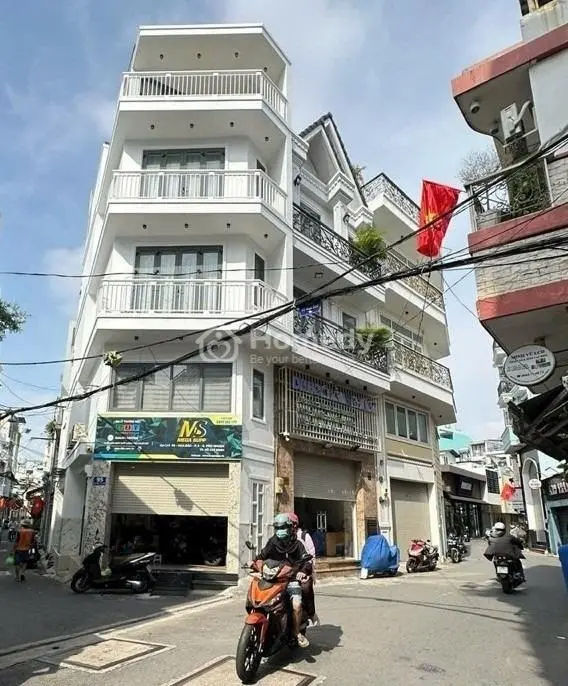 6011599 ảnh đại diện 1