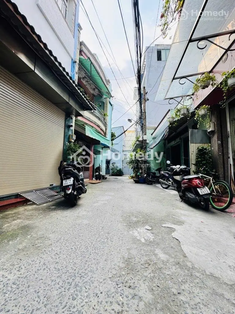 Bán Nhà Hẻm Xe Hơi Tân Bình - Khu Bàu Cát - 4 Tầng 5 Phòng Ngủ - Sổ Riêng - Nhỉnh 5 Tỷ