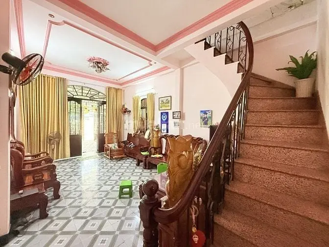 Nhà 2 Tầng, Đường Số 8, Linh Tây, 123M2, 17.5Tỷ.