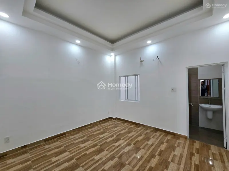 Bán Nhà 3 Lầu Đường 49 Hiệp Bình Chánh, 4Pn, Ô Tô Tránh, 7.9 Tỷ