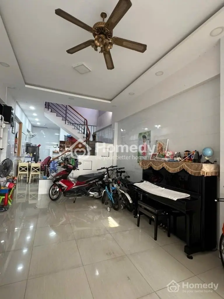 🏡Quận 7– Cần Bán Gấp Nhà Hẻm Xe Hơi - Đối Diện Kdc Nam Long Trần Trọng Cung💰 Giá Chỉ 7.9 Tỷ