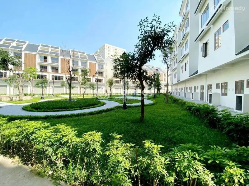 Bán Nhanh Căn Liền Kề 110M2 Giá 24.8 Tỷ Full Thuế Phí