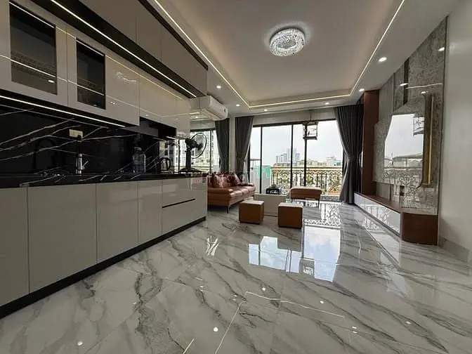 Mặt Phố Hoàng Mai- 40M-7 Tầng Thang Máy- Gara-Kinh Doanh
