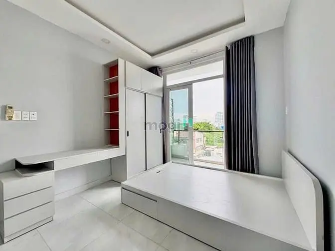 Căn Hộ Cho Thuê Ban Công Dưới Chân Cầu Nguyễn Văn Cừ Q1_Bảo Vệ 24/7